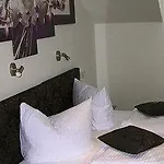 Zum Baggernpuhl فندق