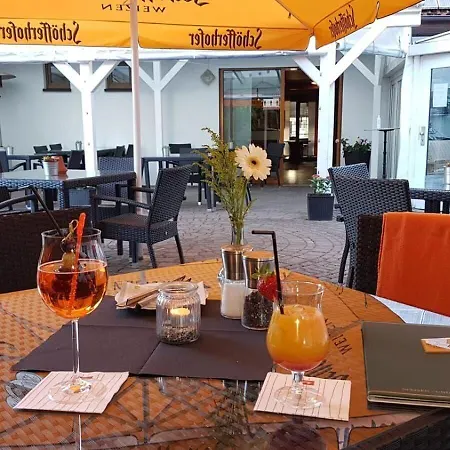 מלון Zum Baggernpuhl 3*